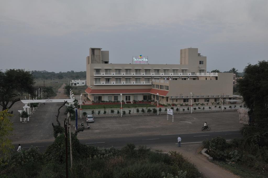 Tanarika Resort Bhusawal Exterior photo
